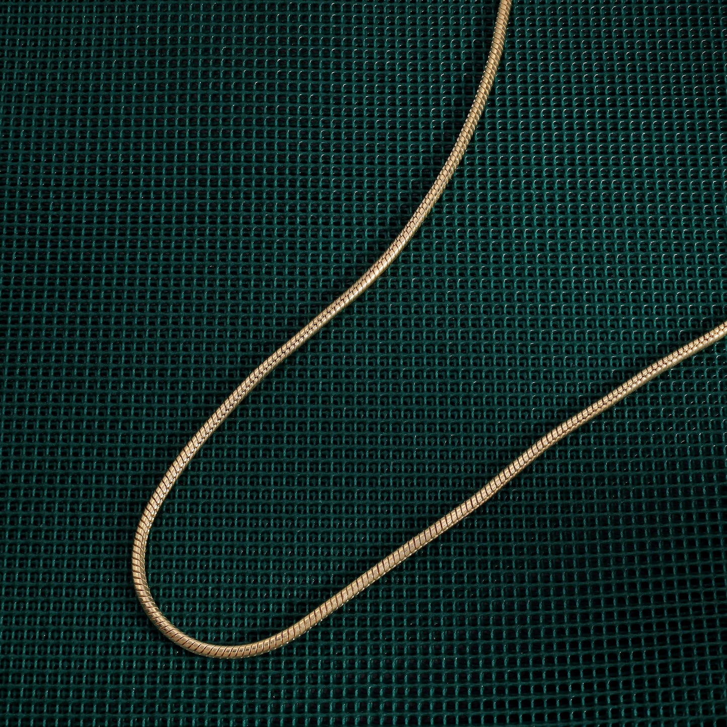 Vergoldete Snake Chain Schlangenkette 2,4mm 55cm lang 925 Sterling Silber (K811) - Taipan Schmuck